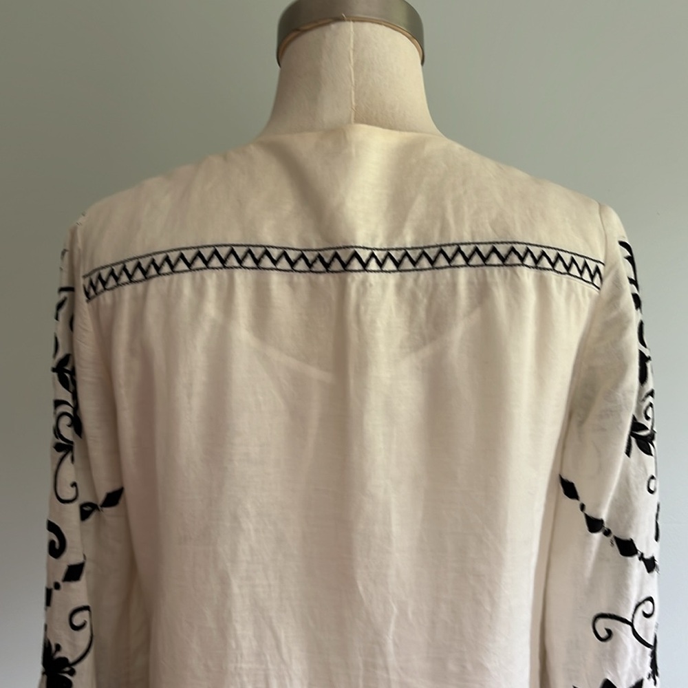 Chico’s Vintage Embroidered Tunic - Picture 8 of 11